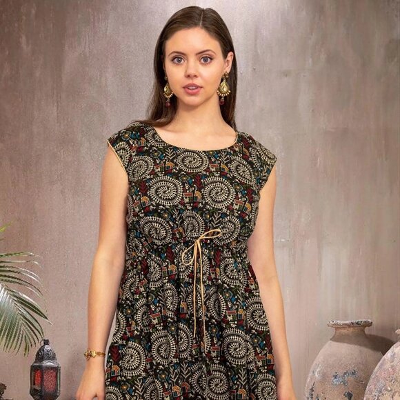 Vibrant Verve Black Printed Short Top | Muvvas Boutique - Picture 1 of 3